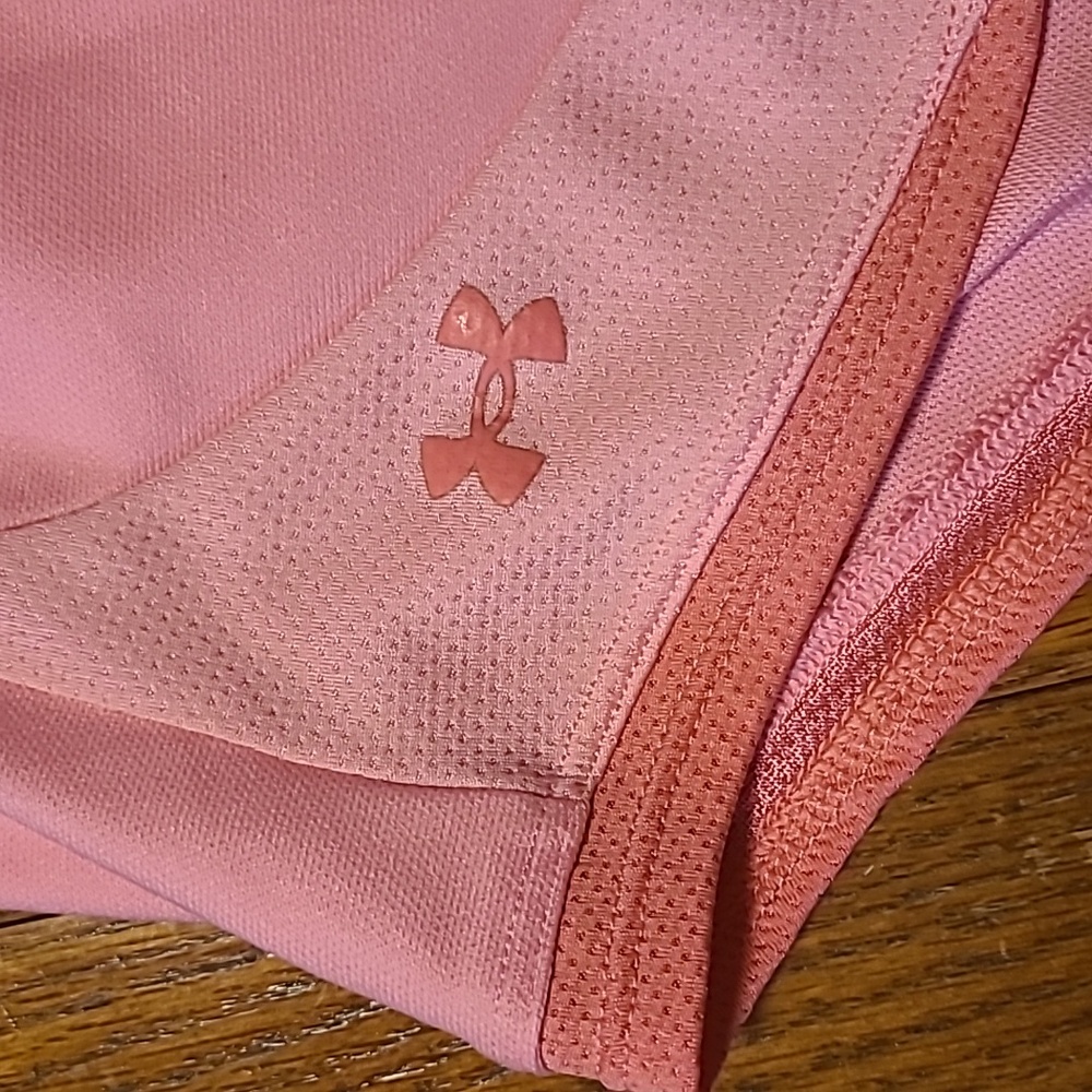 Under Armour Athletic Pink Shorts - Ladies XS - Picture 3 of 7